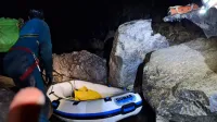 Umrlega potapljača ponoči prenesli iz &Scaron;kocjanskih jam, sodelovalo več kot sto ljudi (VIDEO)