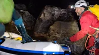 Umrlega potapljača ponoči prenesli iz &Scaron;kocjanskih jam, sodelovalo več kot sto ljudi (VIDEO)