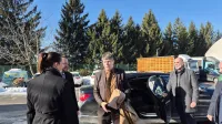 Minister Sajovic v Pivki: "Upam, da bomo pri&scaron;li do nekega pametnega dogovora glede vadi&scaron;ča Poček"