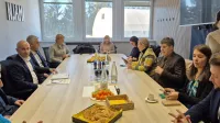 Minister Sajovic v Pivki: "Upam, da bomo pri&scaron;li do nekega pametnega dogovora glede vadi&scaron;ča Poček"