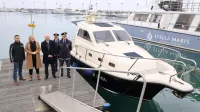 (FOTO) Ministra podpisala dogovor o prenosu plovila Rab 830 patrol