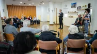 Predsedniku vlade v DSO Izola zapela tudi Marjetka Popovski (GALERIJA)