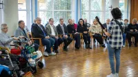 Predsedniku vlade v DSO Izola zapela tudi Marjetka Popovski (GALERIJA)