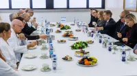 (OBISK VLADE) Milijoni za izolsko bolni&scaron;nico: zrasel bo nov operacijski blok