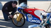 "Iz mesta na morju, korak za korakom, na&scaron; Tomos osvojil je svet!" (FOTO, VIDEO)