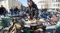 "Iz mesta na morju, korak za korakom, na&scaron; Tomos osvojil je svet!" (FOTO, VIDEO)