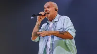 Nekdo je ubil Spider-mana: Max Pezzali razprodal Bonifiko (FOTOGALERIJA)