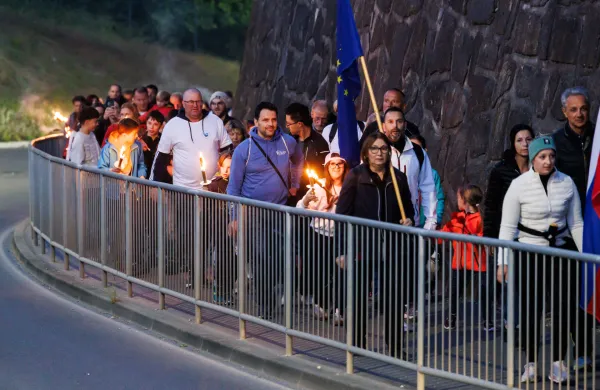 Konfederacija sindikatov 90 Slovenije v prvomajski poslanici: Položaj delavstva v Sloveniji je dosegel kritično točko (FOTO, VIDEO)