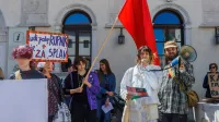 V Kopru znova o pravici do splava: "Rodimo, ko želimo"