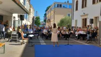 Vse se da: Barčica že 30 let pomaga ljudem graditi novo življenje
