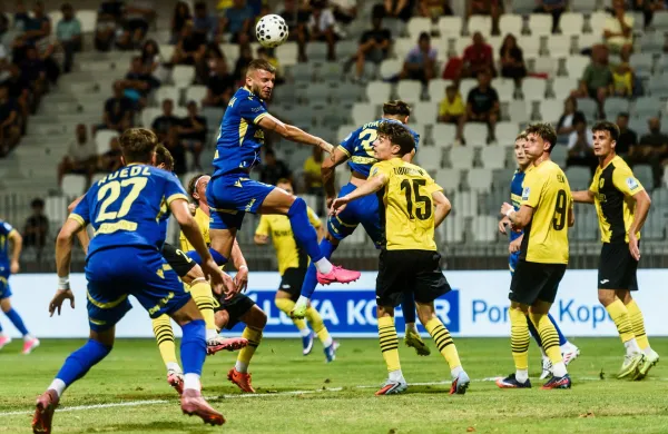 Koper v zadnji akciji dobil točko (FOTO)