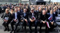 (GALERIJA) Dan suverenosti v Kopru pospremili tudi žvižgi protestnikov