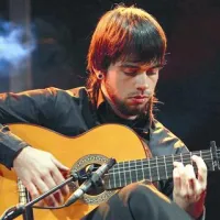 Mladi španski kitarski virtuoz Javier Conde