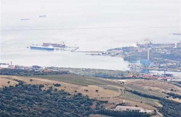 V Žavljah Italija načrtuje terminal in plinovod pod morjem