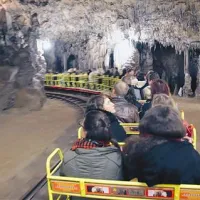 Krasoslovci z vsega sveta bodo obiskali mnoge znamenitosti krasa, tudi Postojnsko jamo