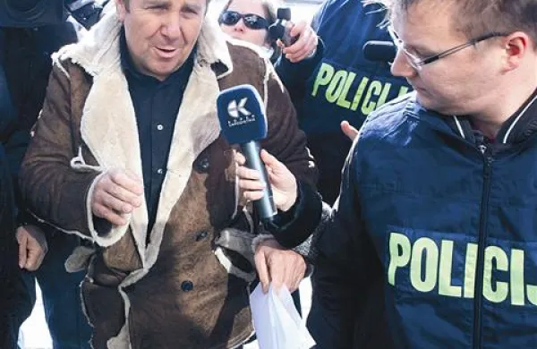 Priprti poslanec Srečko Prijatelj je pisal tudi predsedniku računskega sodišča Igorju Šoltesu