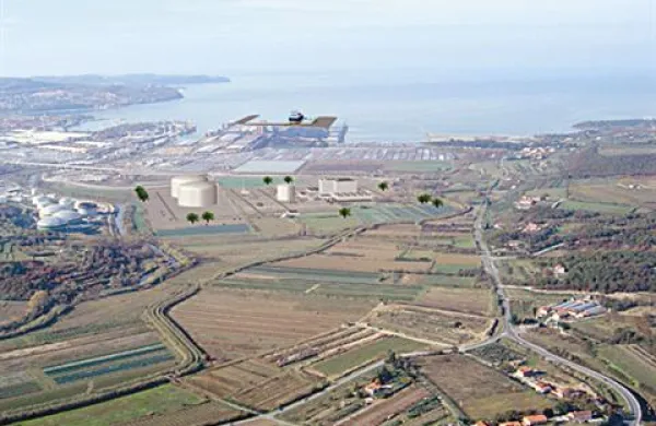 Koprski plinski terminal se vrača na gospodarsko ministrstvo