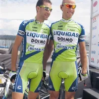 Vincenzo Nibali (levo) in ekipni kolega, Primorec Kristijan Koren