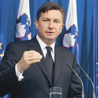 “Vlada bo šla naprej,” zagotavlja Borut Pahor