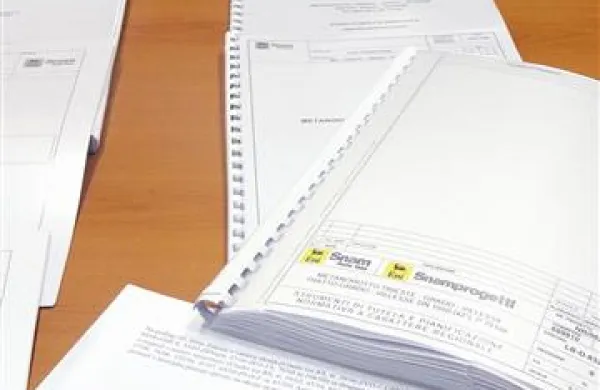 Knjiga pripomb za podvodni plinovod od Žavelj do Gradeža je bila včeraj še prazna.  Dokumente so - brez posebnega obveščanja javnosti - v prostorih agencije za okolje v Kopru razgrnili že 9. junija, ogledati si jih  je  mogoče še do 8. julija.   
