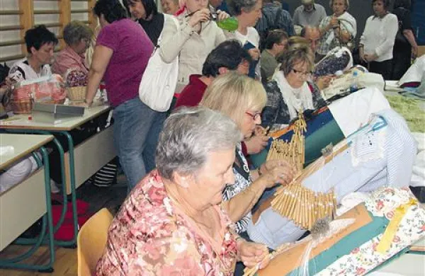 Čipka je združevala tudi na srečanju evropskih centrov čipk