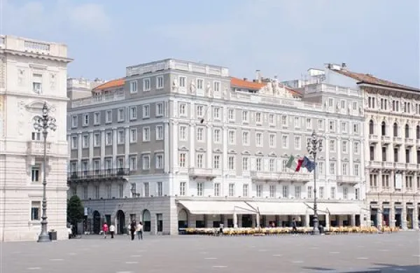 Trije predsedniki na trgu Unit&agrave;?