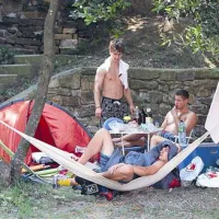 Hrup iz lucijskega avtokampa neredko moti počitek tamkajšnjih gostov, pa tudi gostov v okoliških apartmajih, tako da nekateri celo prekinejo dopustovanje