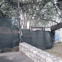 Vhod zdaj zakriva mreža