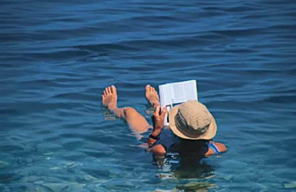 Temperature v našem morju dosegajo tudi rekordne vrednosti,  danes so namerili 28 stopinj Celzija