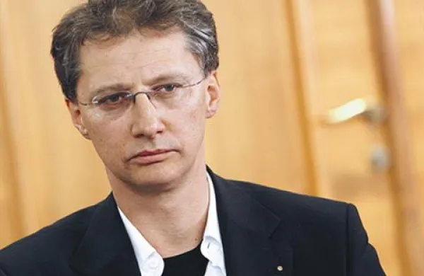 SDS in koprski župan Boris Popovič ministru Lukšiču očitata objavo razpisa, ki je prilagojen točno določenemu prijavitelju