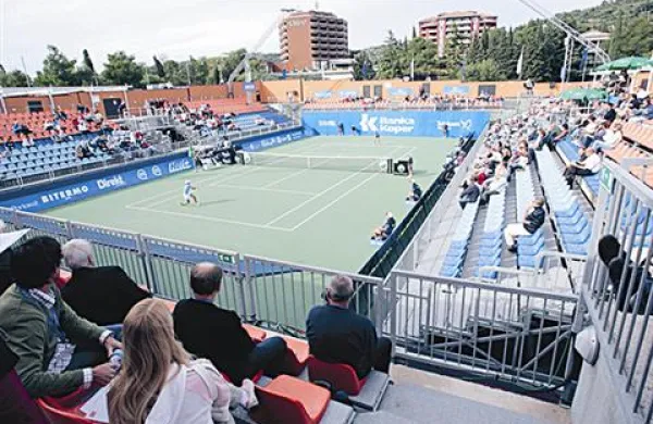 Danes tekmujeta Katarina Srebotnik in Polona Hercog
