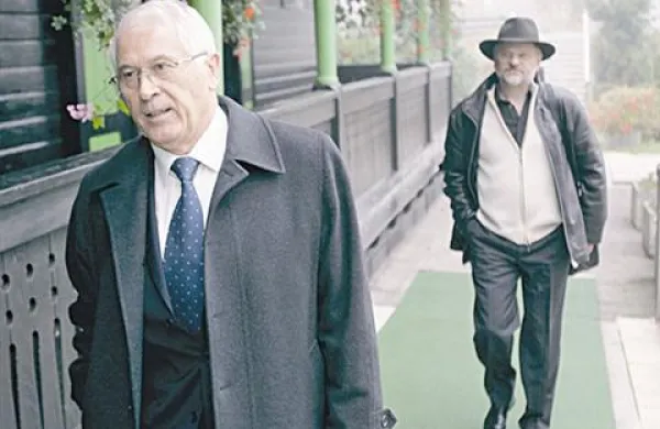 Žnidaršič je 1. decembra lani poslansko skupino DeSUS zapustil skupaj s poslanskim kolegom Vilijem Rezmanom