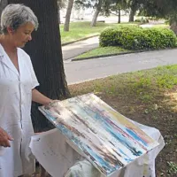 V parku bolni&scaron;nice nastajajo umetnine
