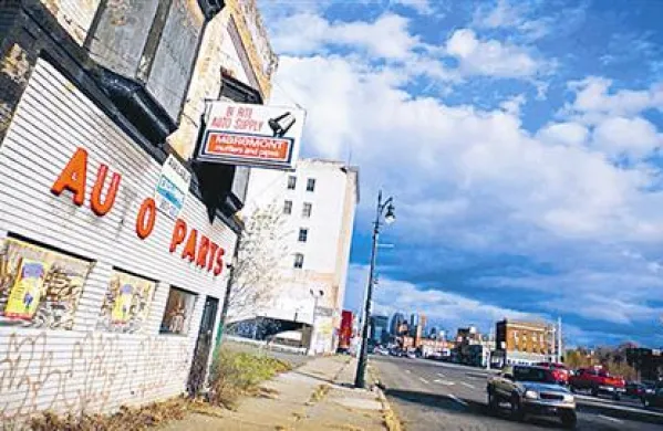 Julien Temple v Motovunu predstavlja tudi nov dokumentarec Rekvijem za Detroit