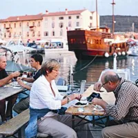 Obiskovalce Ribiškega praznika bodo tudi letos razvajali z domačo ribjo ponudbo