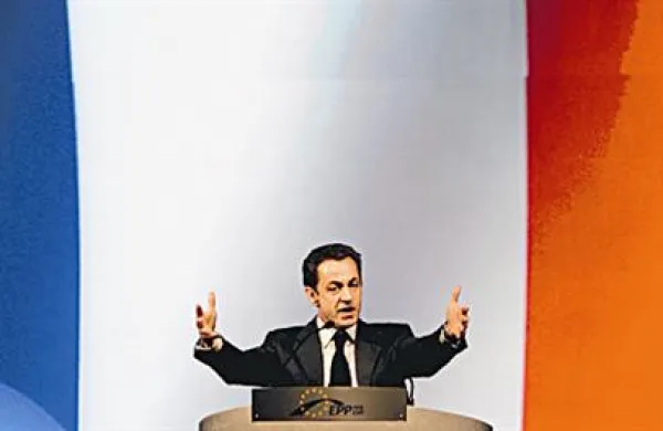Nicolas Sarkozy ima vodilno funkcijo v javni televiziji  France Televisions