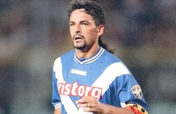 Bo Roberto Baggio sprejel ponudbo italijanske nogometne zveze?