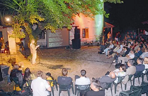 Dneve poezije in vina bodo zamenjali Dnevi knjige in vina