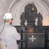 Prekletstvo enega glasu nad Idrijo