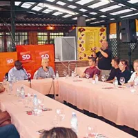 &ldquo;Ustanovimo svet vikenda&scaron;ev, ki bi želeli pomagati občini&rdquo;
