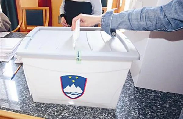 Danes že sprejemajo kandidature
