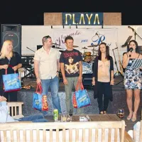 Poleg premagane treme najboljše na nastop spominjajo tudi praktična darila ...