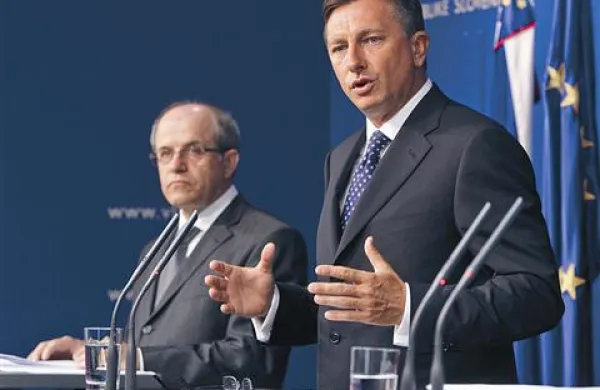 Minister Ivan Svetlik in  premier Borut Pahor   se zavedata, da so spremembe nehvaležne, a  pokojninska reforma je nujna