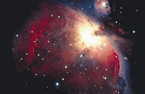 V ljudskem jeziku meteorski dež poznamo tudi kot solze svetega Lovrenca, ker se dogaja v času, ko goduje sveti Lovrenc, 10. avgusta