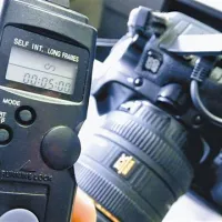 Elektronsko sprožilo in intervalometer, brez katerega ne gre 