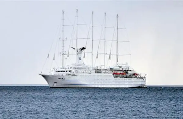 Petjambornik Club Med 2 pred Piranom