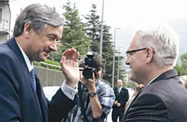 Predsednika Slovenije in Hrvaške imata skupno ljubezen: glasbo
