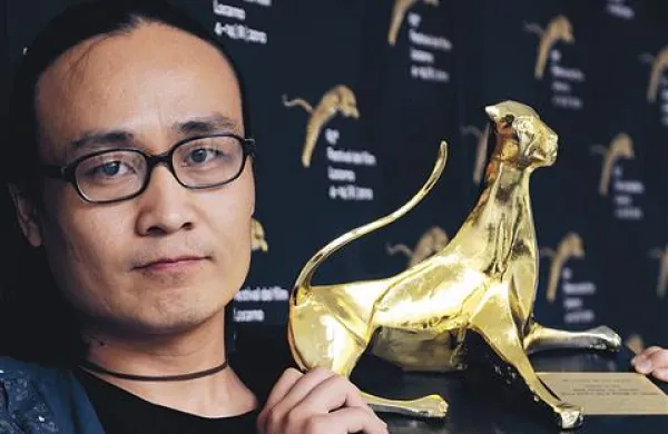  Kitajski režiser Li Hongqi z zlatim leopardom za film Zimske počitnice