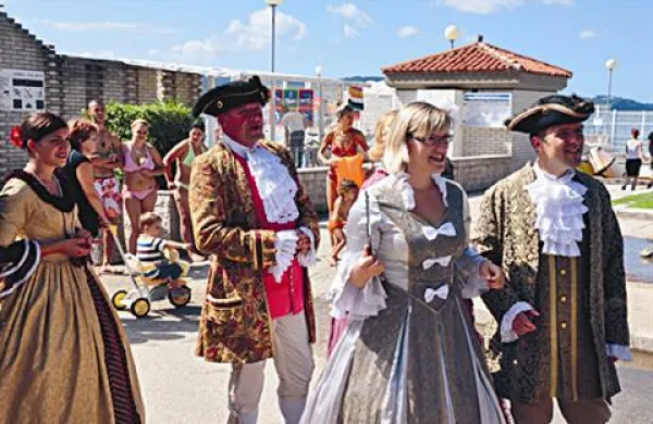 Ankaran v znamenju vitezov in gospode