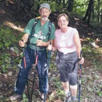Vzpona se je udeležilo tudi nekaj pohodnikov. Tudi njim je krepka malica na cilju prijala.